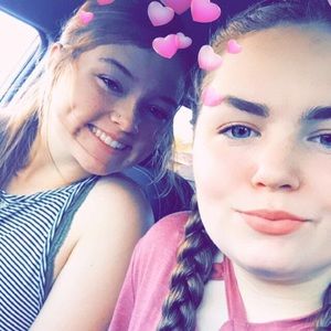 Meet your Posher, Nikki